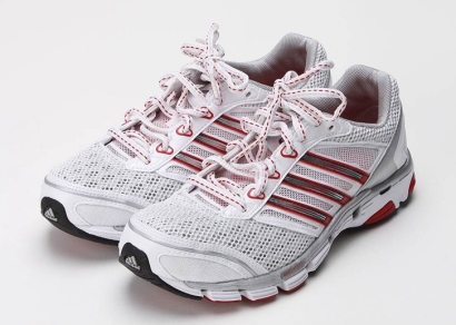 上海阿迪達斯進口報關資料_一般貿(mào)易進口品牌鞋子