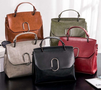 天津濱海新區(qū)進口韓國牛皮手提包報關(guān)流程代理案例